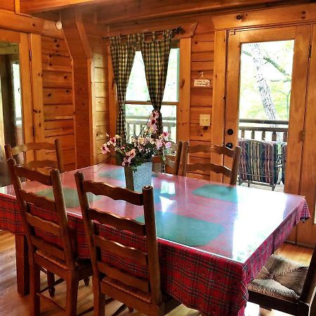 Bear Pleasures Cabin Villa Gatlinburg Kültér fotó