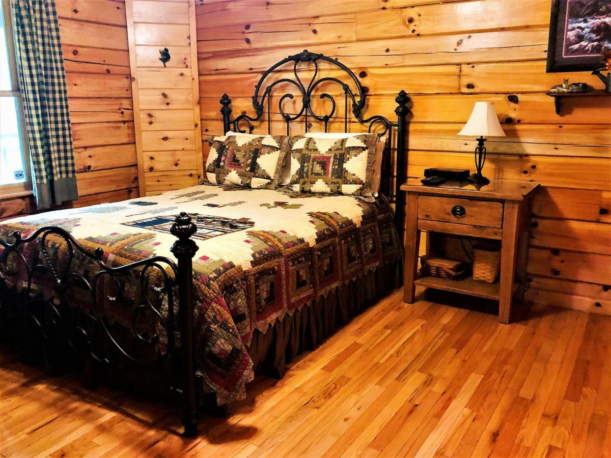 Bear Pleasures Cabin Villa Gatlinburg Kültér fotó